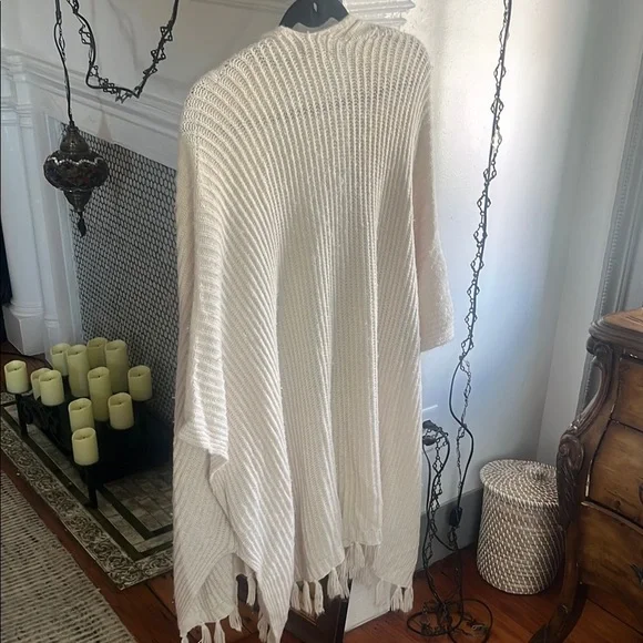 American Eagle Outfitters Cream Textured Cardigan - Picture 5 of 5
